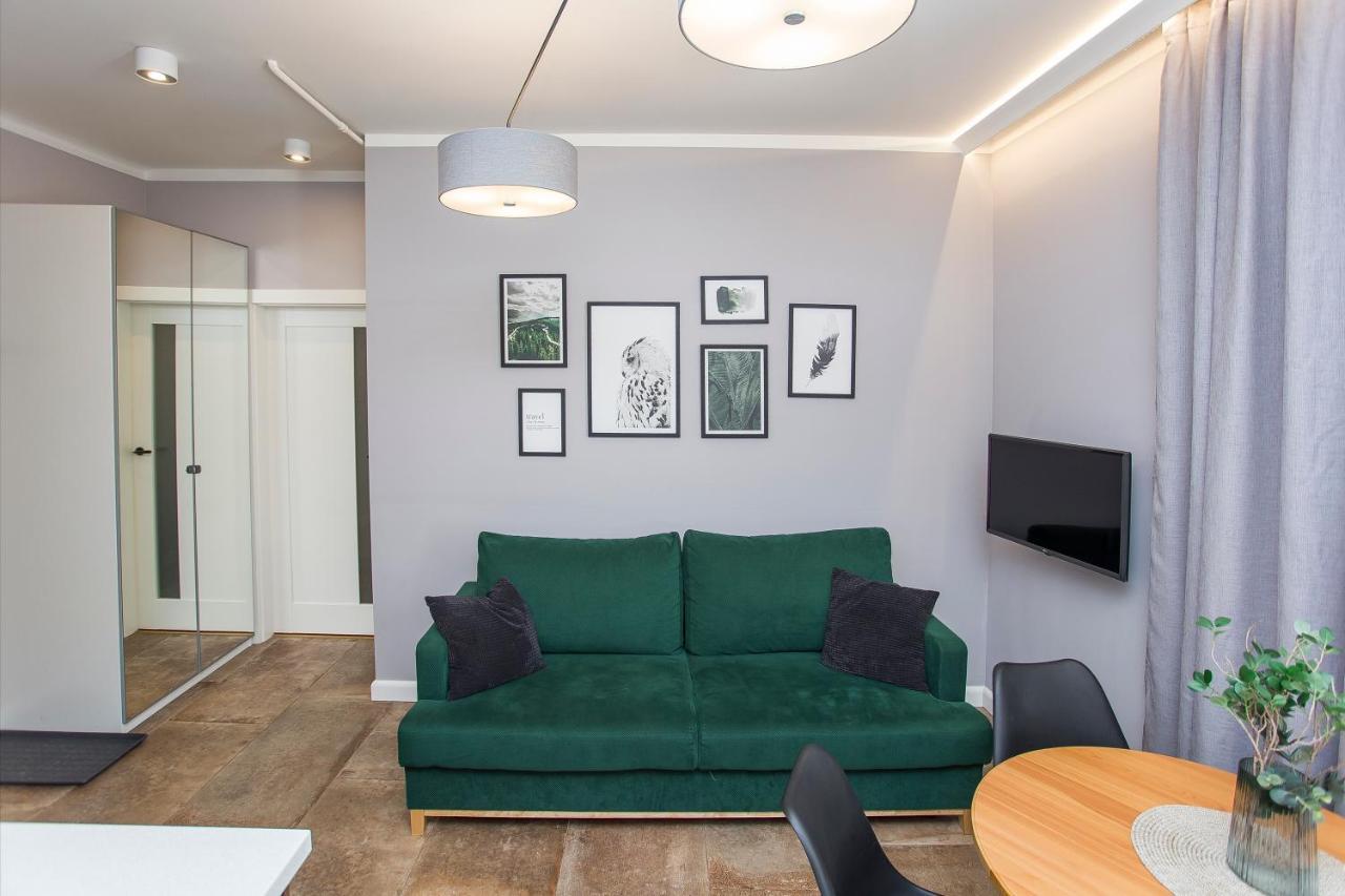 Urban Jungle Apartment In The Heart Of The City 比亚韦斯托克 外观 照片